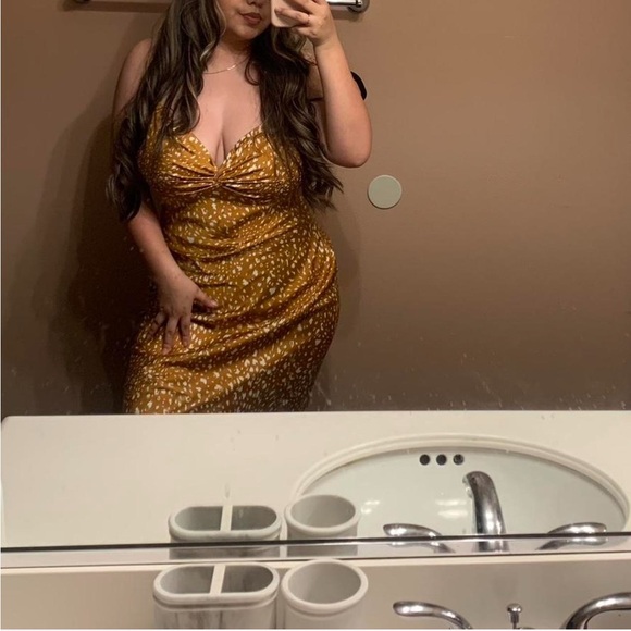 Elegant Mustard Yellow Dress - Picture 1 of 2